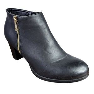 Patrizia Spring Step Black Faux Leather Ankle Mid Heel Zipper Boots Size 10.5